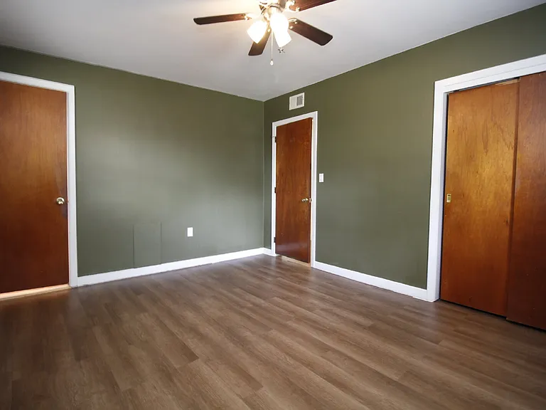 3875 Arbutus Dr — Photo 10