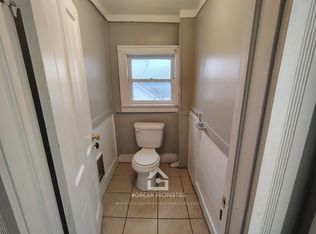 336 1/2 W 7th St, Anderson, IN 46016