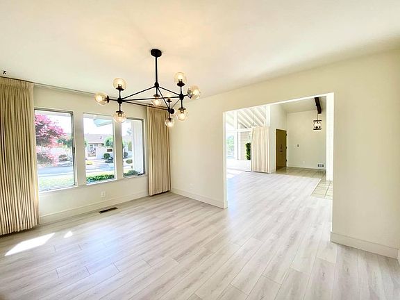 5th image of 738 Crossbrook Dr
