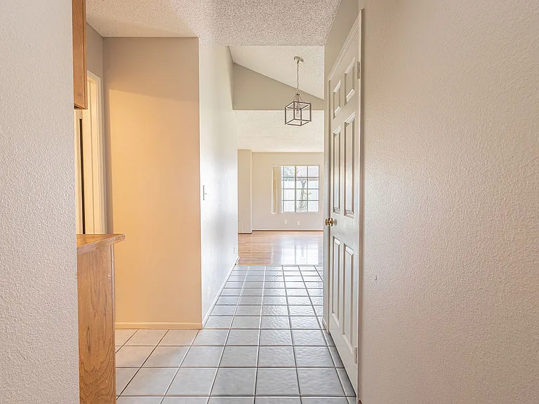 15809 Francisquito Ave #4 — Photo 28