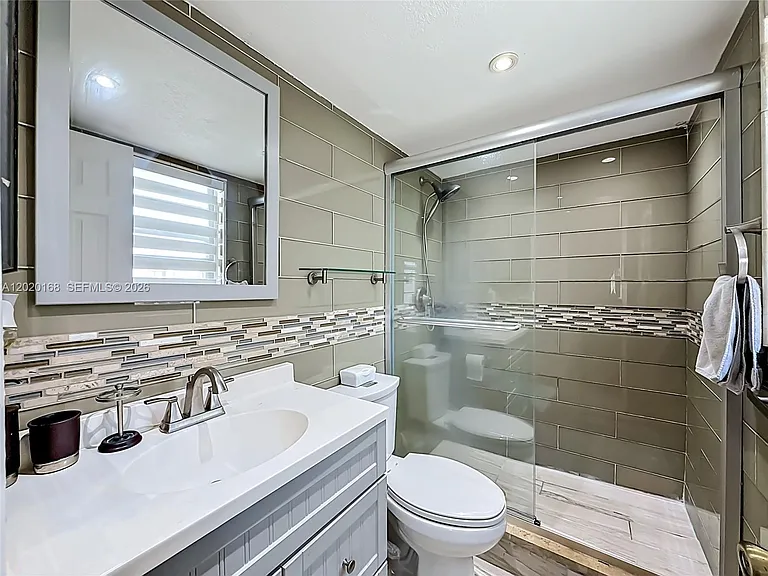 18296 Mediterranean Blvd #404 — Photo 17