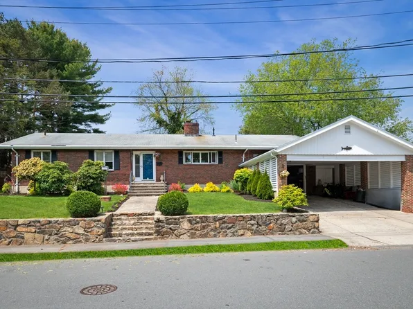 82 Cornell Rd, Marblehead, MA 01945