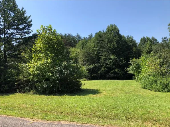 0 Sycamore Dr, Mount Airy, NC 27030