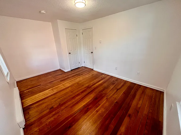 88 Chestnut St #2R — Photo 11