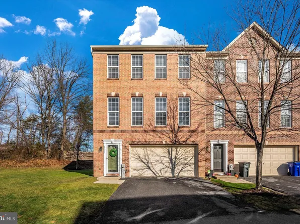8771 Lincoln St, Savage, MD 20763