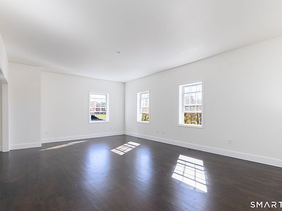5th image of 18 Blakeman Road