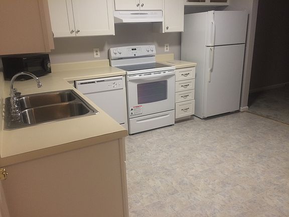 3rd image of 4605 Lee Ave #A