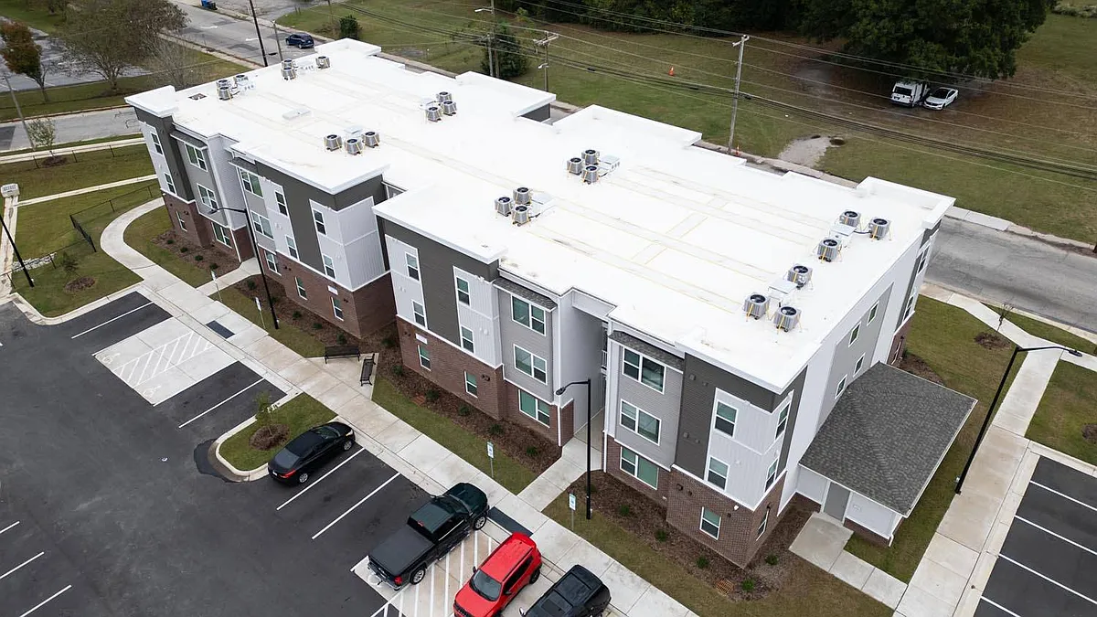 Building Photo - Pender Crossing