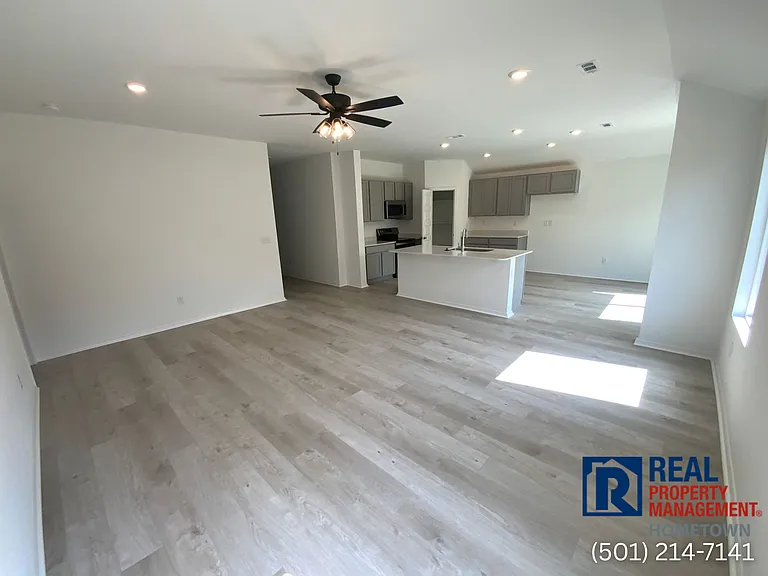 4101 Red Maple Ln — Photo 7