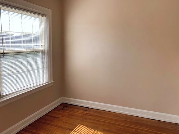 2nd image of 3726 N Meridian St APT 31