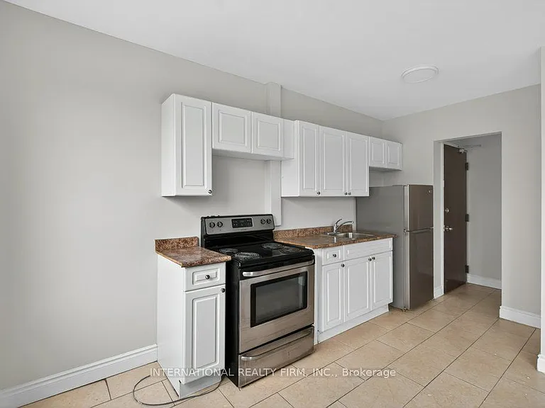 295 Melvin Ave #302 — Photo 12