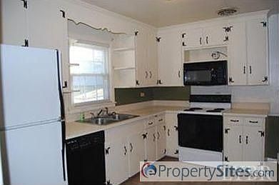 2nd image of 4528 Oakdale Dr