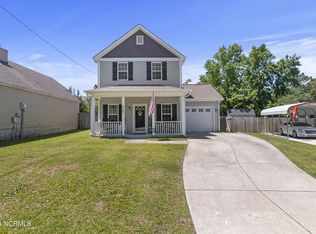 202 Hemlock Dr, Jacksonville, NC 28546