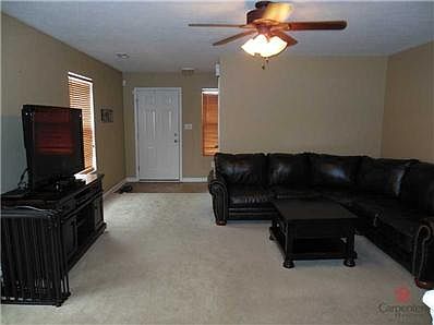 3rd image of 876 Sunvista Dr