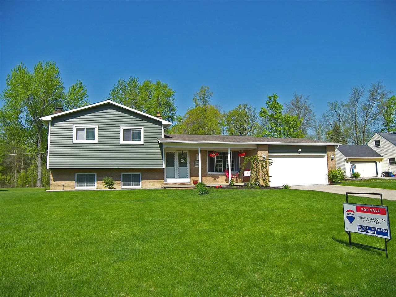 7181 Partridge Dr photo 1