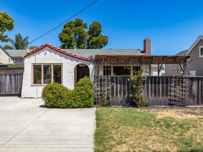 1414 Laurel St, Santa Cruz, CA, 95060