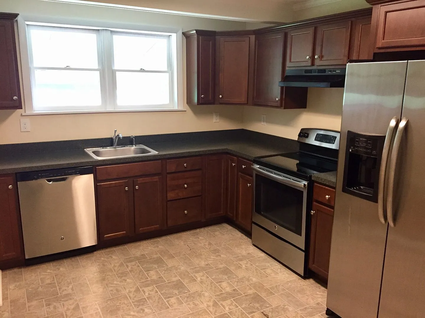4 Bedroom Home with Spacious Yard — Photo 3