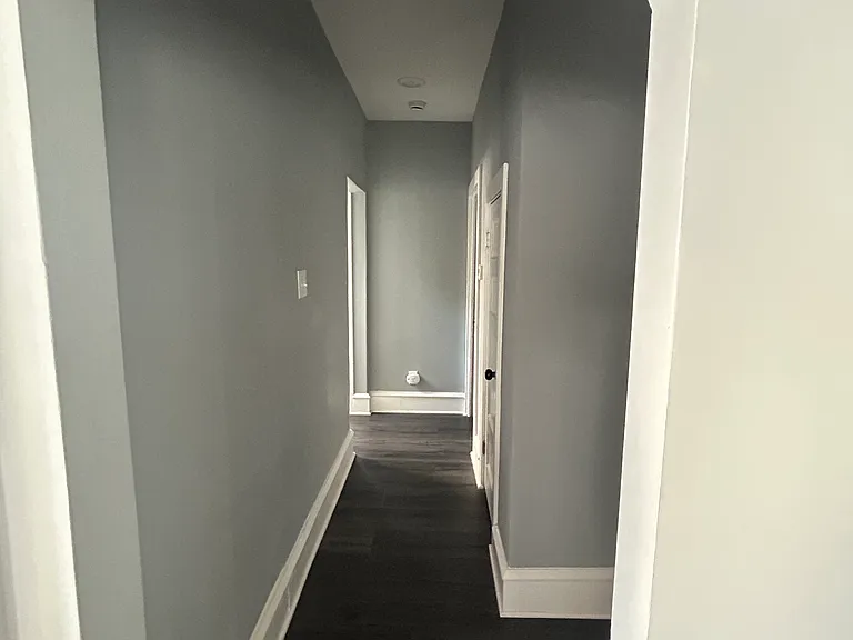 211 Pennsylvania Rd — Photo 8
