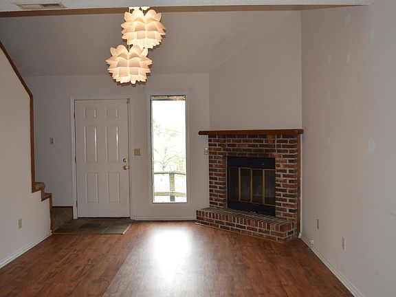 3rd image of 3640 Monte Vista Dr