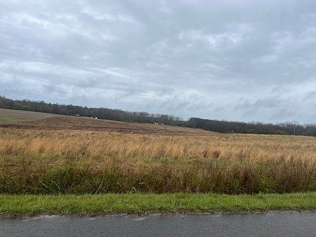 2nd image of 0 Ut Farm Rd Lot 1