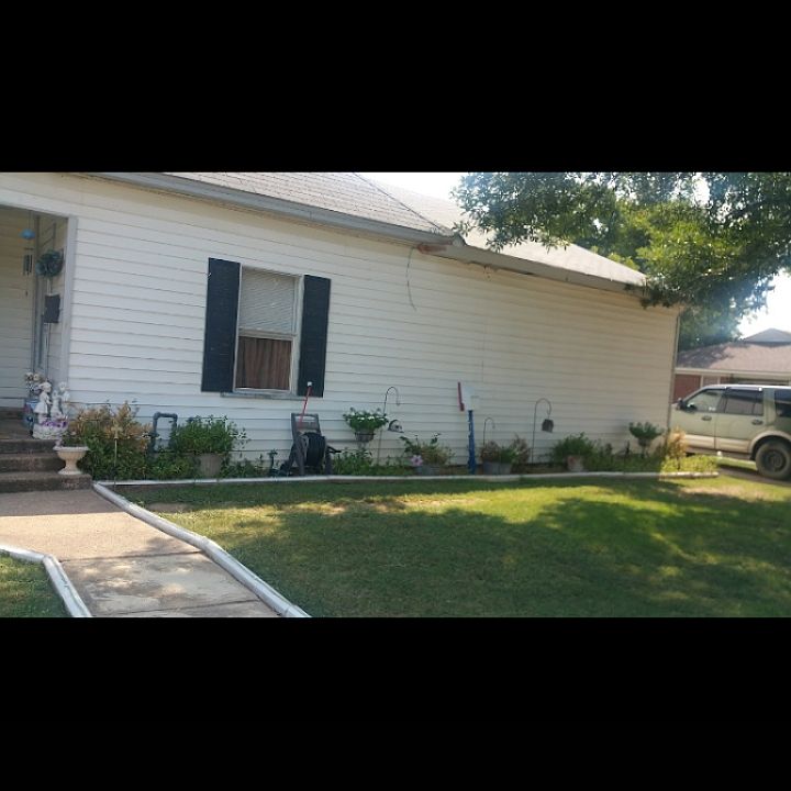 1st image of 309 E Crafton St