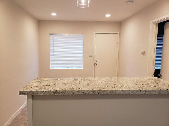 5th image of 353 Meridian Ave APT 14