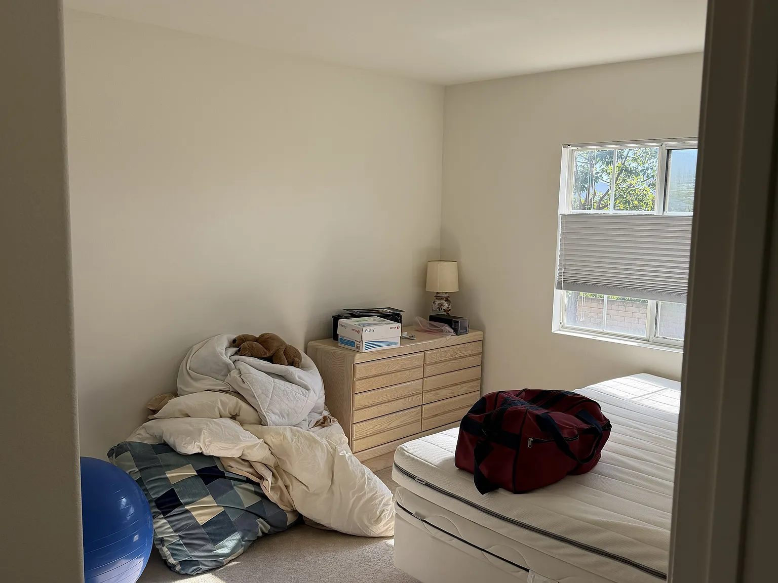 3 bed, 2.5 bath, 1297 sqft, $1,300 — Photo 4