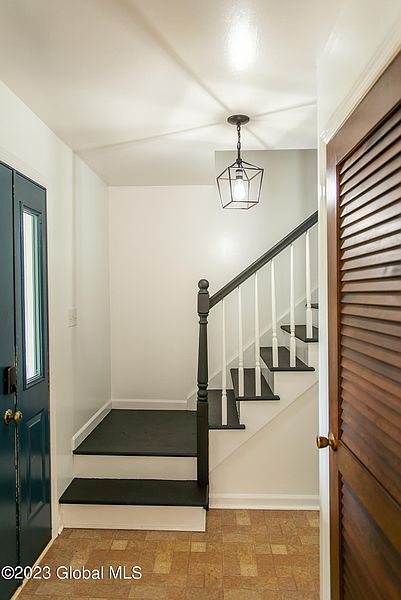 5th image of 5079 Jersey Hill Road