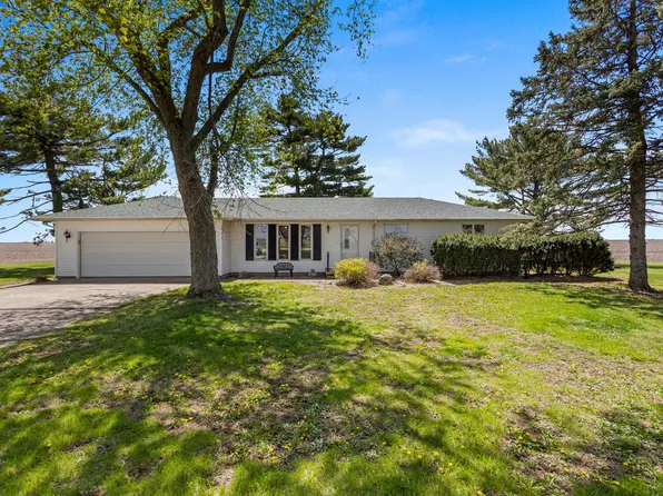 2355 County Road 100 N, Broadlands, IL 61816