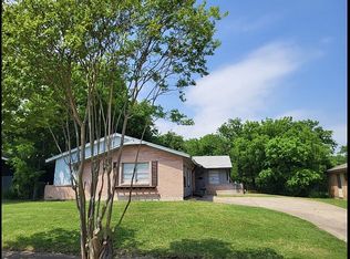 545 Southport Dr, Dallas, TX 75232