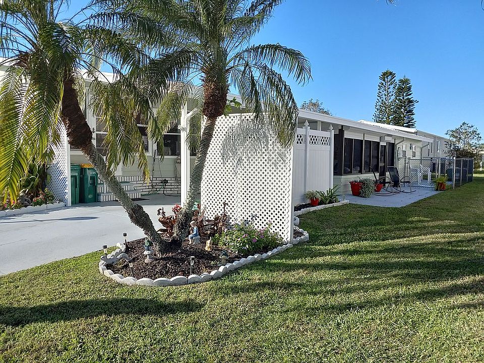 1st image of 730 Oleander Cir