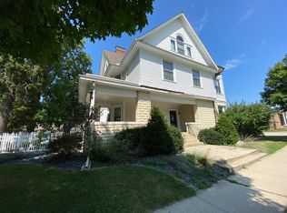 607 Lincolnway, Valparaiso, IN 46383