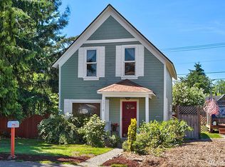 1714 Rockefeller Ave, Everett, WA 98201