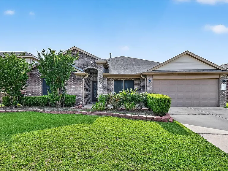 9322 Limestone Ranch Ln — Photo 2