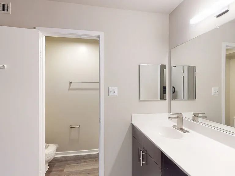 Seneca Place — Photo 87