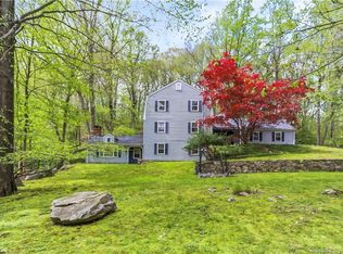 90 Chatham Rd, Stamford, CT 06903