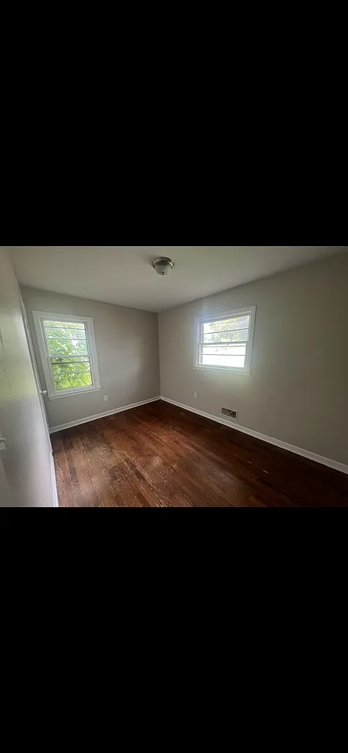 926 Westside Blvd 3bed/1bath $1295 — Photo 3