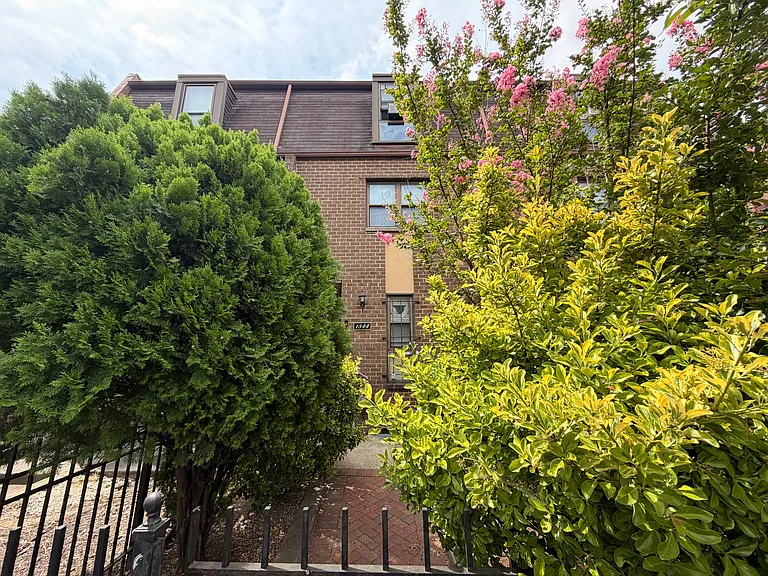 1344 S St NW — Photo 1