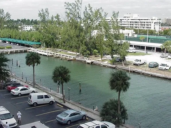 11111 Biscayne Blvd #5H, Miami, FL 33181