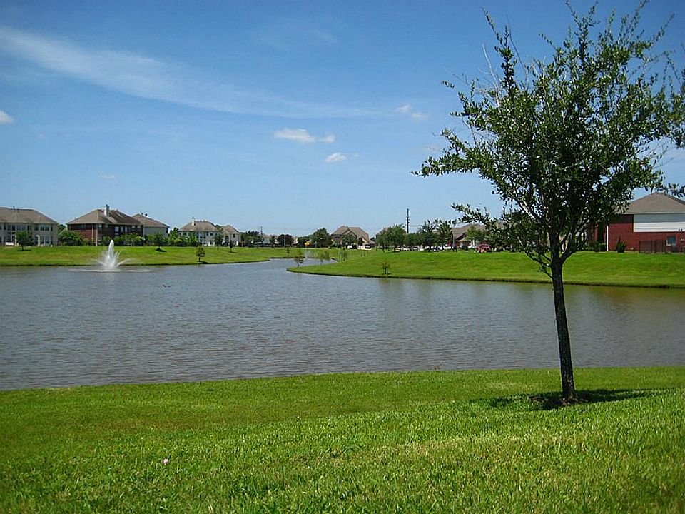 1st image of 13127 Sunset Cliff Ct