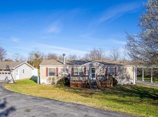 156 Payton Hill Dr, Woodbine, KY 40771