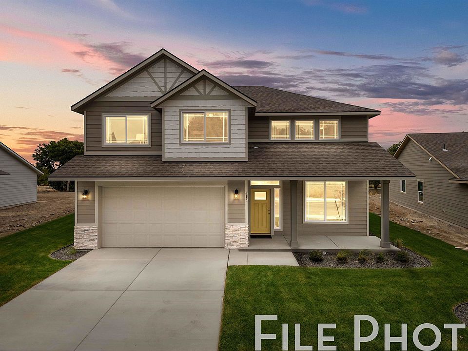 1st image of 18307 E Michielli Ave