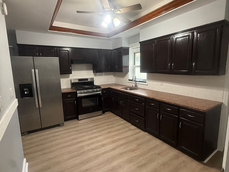 1st image of 34 Van Buren St #1