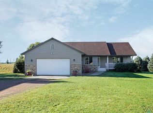 48297 Creekview Cir, Brandon, SD 57005