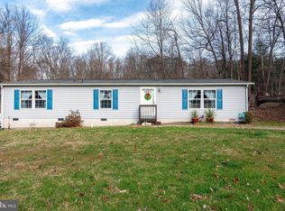 421 Weaver Rd, Morgantown, PA 19543