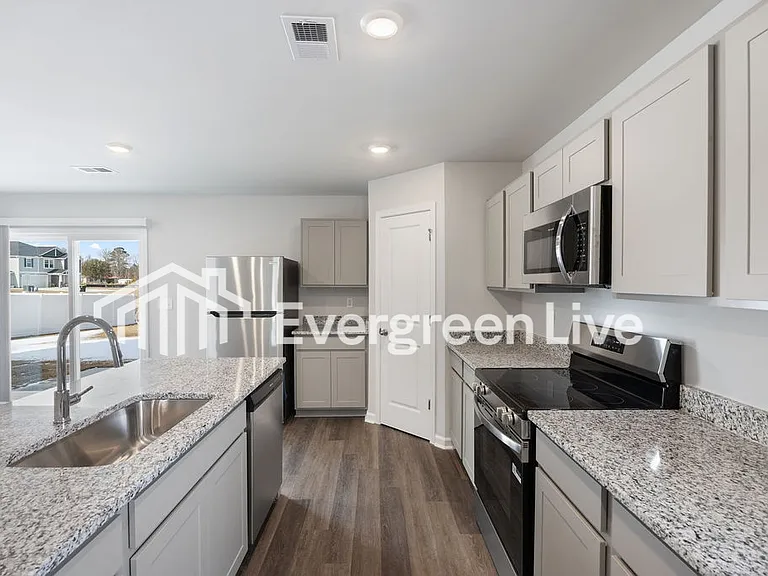 21 Cape Point Dr — Photo 5