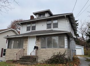 1449 Laffer Ave, Akron, OH 44305