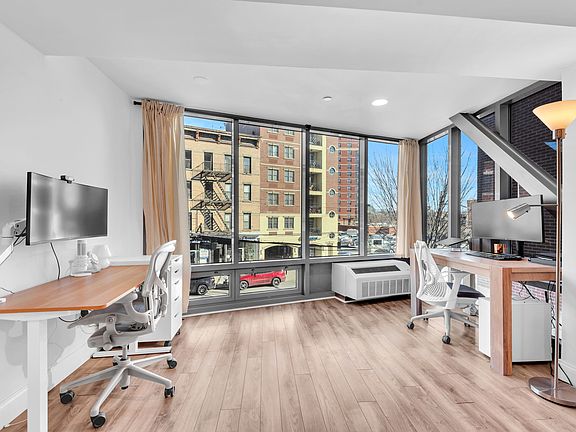 4th image of 2818 Astoria Blvd #202