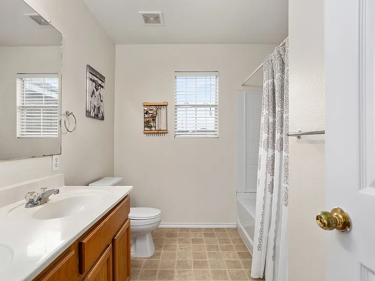 12411 Tallow Cir — Photo 14