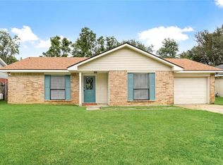 106 Foxbriar Ct, Slidell, LA 70461